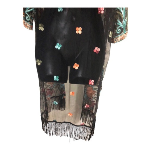 Stunning black floral embroidered mesh sheer fringed kimono shawl topper size L - Picture 8 of 17